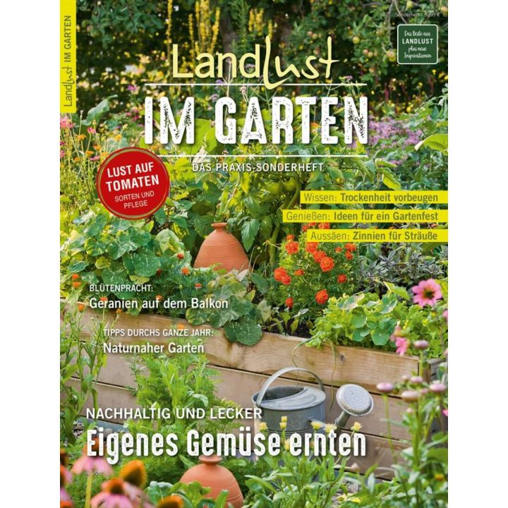 Titelbild des Magazins „Landlust im Garten“ mit Gemüsebeet, Gießkannen und Pflanzen im Vordergrund; Textinhalte unter anderem zu Tomatenpflege, Trockenheit, Gartenfesten, Zinnien, Geranien, naturnahem Garten und Gemüseernte.