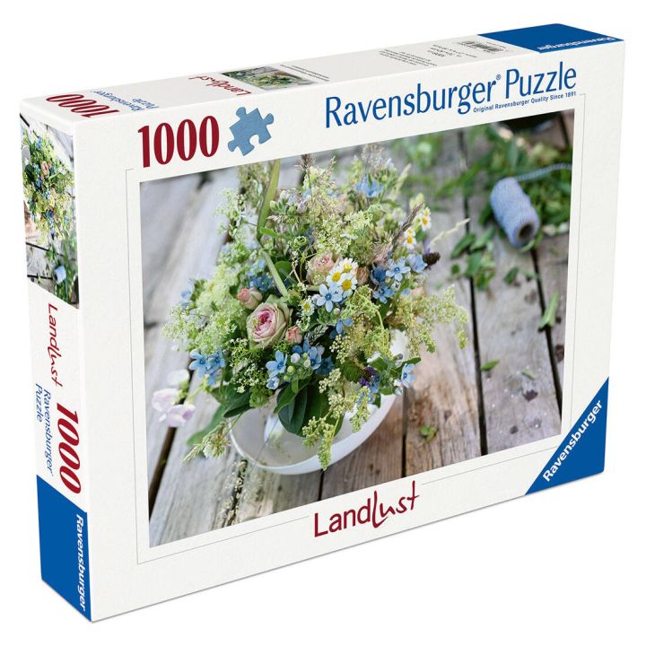 Ravensburger Puzzle mit 1000 Teilen, zeigt ein Blumenarrangement in einer Vase auf einem Holztisch. Auf der Verpackung steht "Landlust".